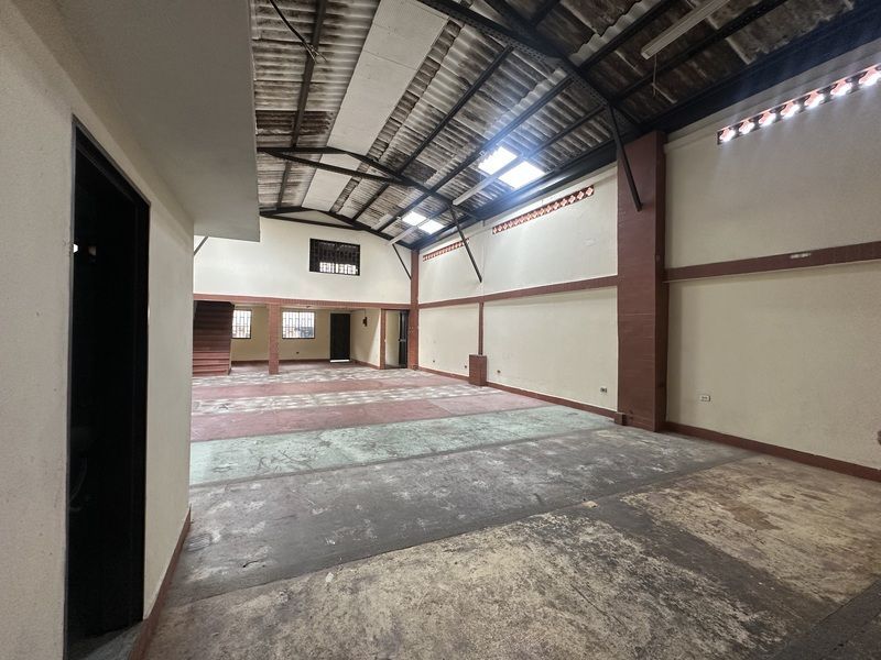 Bodega en arriendo ubicada en Bello, sector Plaza de Bello - 4