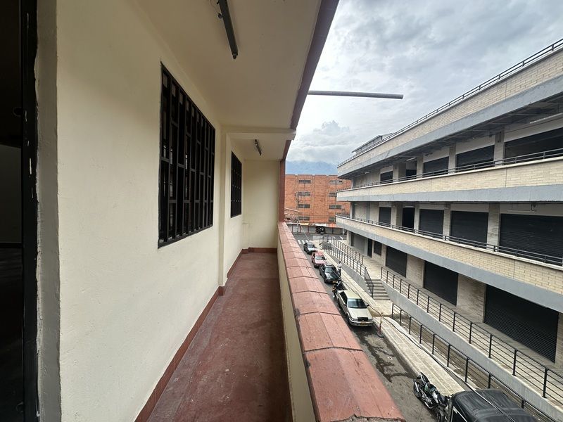 Bodega en arriendo ubicada en Bello, sector Plaza de Bello - 11