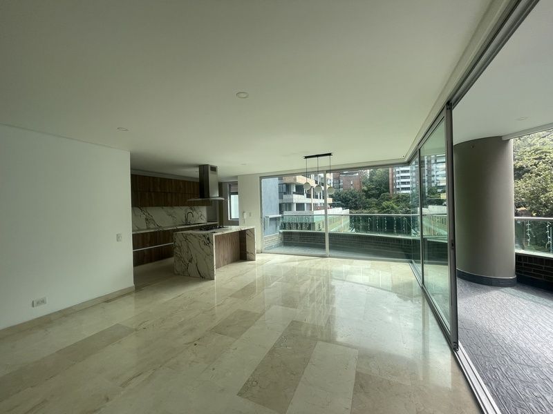 Apartamento en venta ubicado en Medellín, sector Castropol - 3