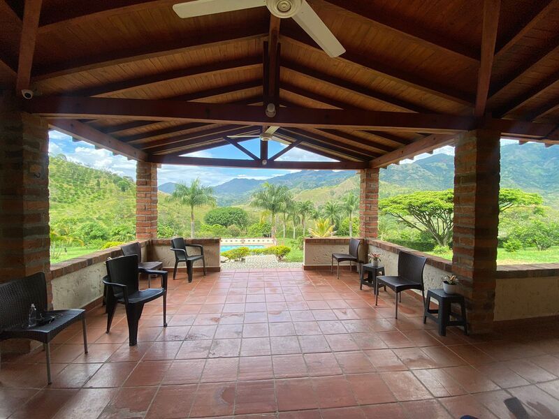 Finca en venta ubicada en Hispania, sector Sevilla - 6