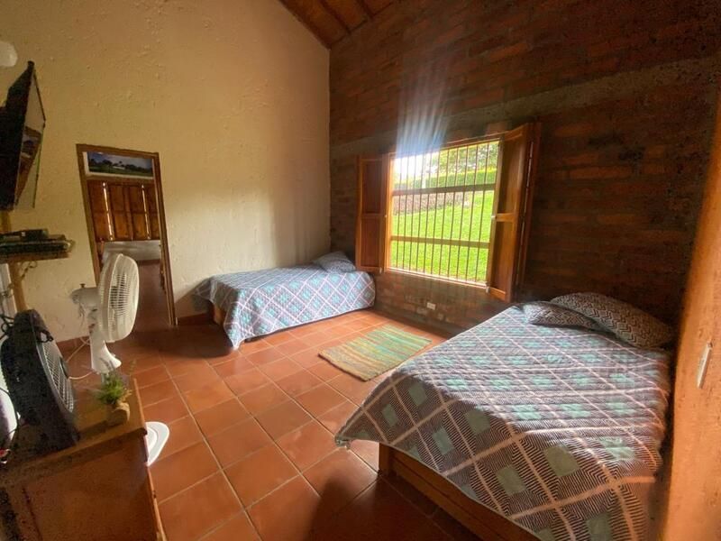 Finca en venta ubicada en Hispania, sector Sevilla - 11