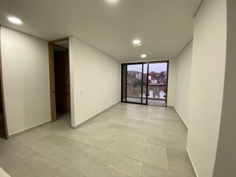 Apartamento en arriendo ubicado en Marinilla, sector Bariloche - 2
