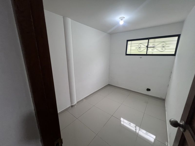 Casa en arriendo ubicada en Medellín, sector La Calera - 10