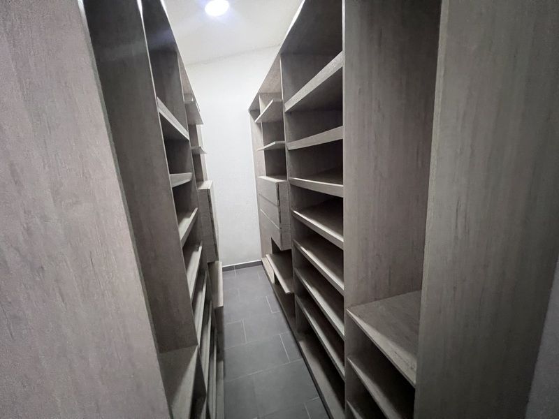 Casa en arriendo ubicada en Medellín, sector La Calera - 12