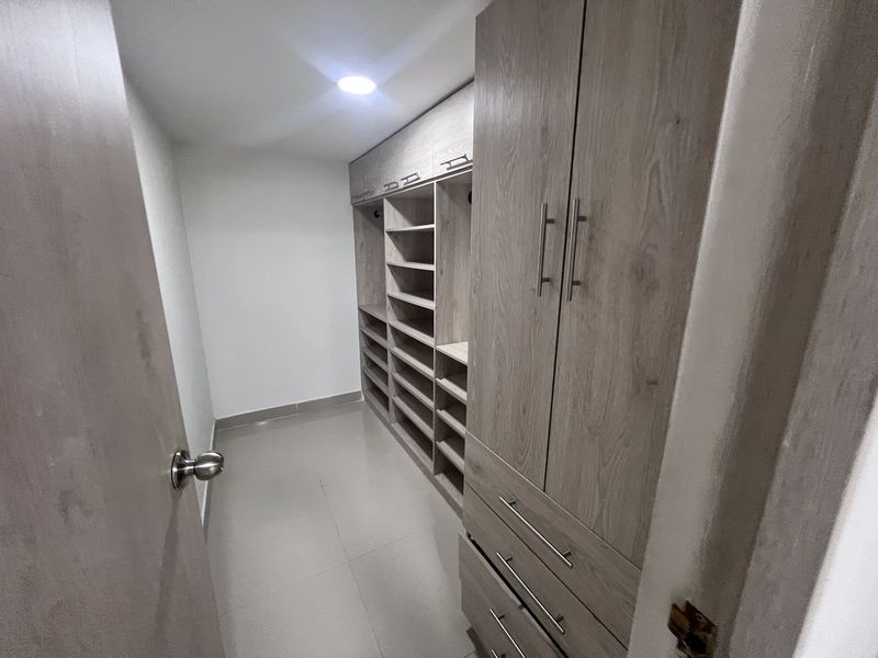 Casa en arriendo ubicada en Medellín, sector La Calera - 13
