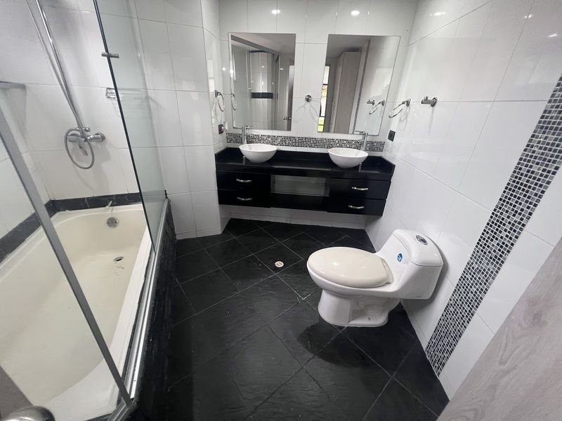 Casa en arriendo ubicada en Medellín, sector La Calera - 17
