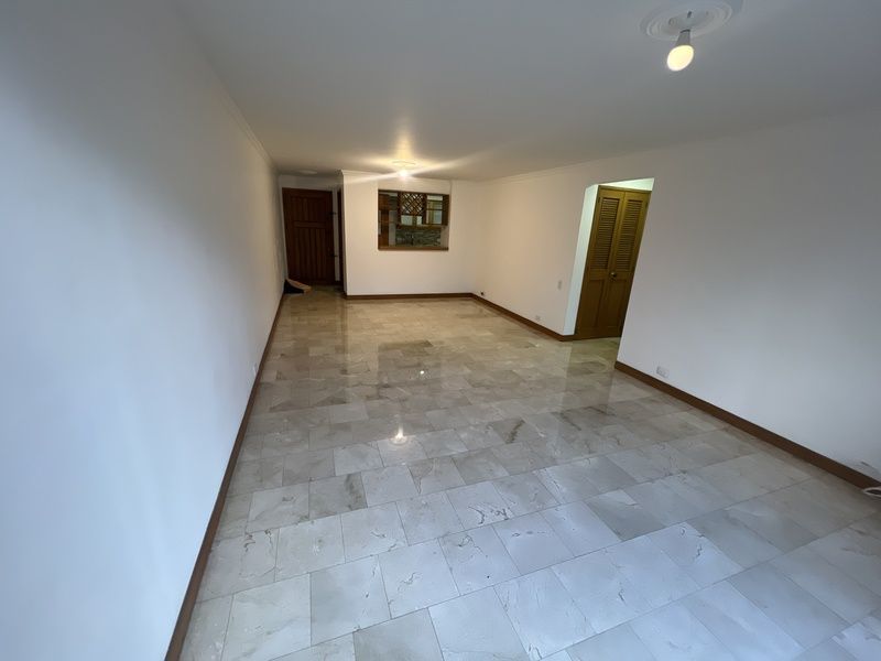 Apartamento en arriendo ubicado en Medellín, sector Aguacatala - 2
