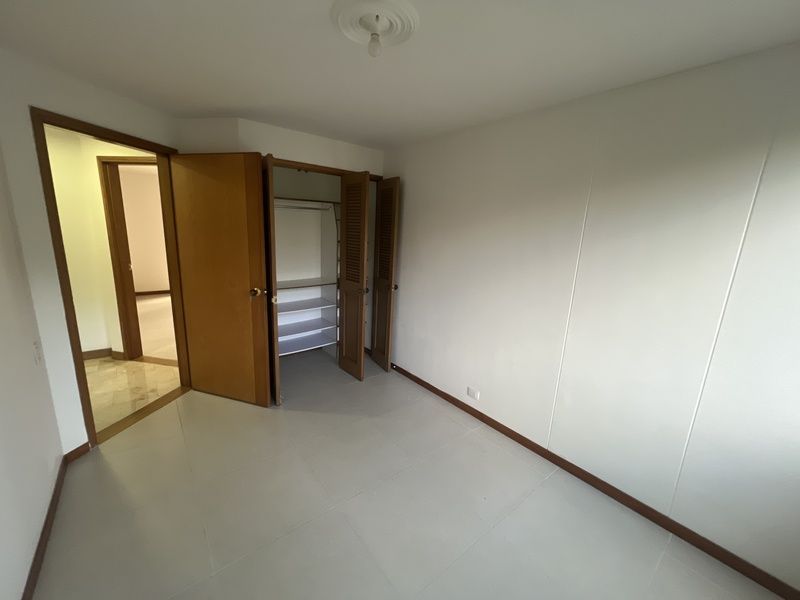 Apartamento en arriendo ubicado en Medellín, sector Aguacatala - 6