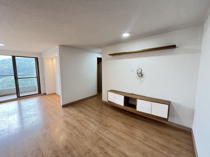 Apartamento en arriendo ubicado en Sabaneta, sector Pan de Azúcar - 2