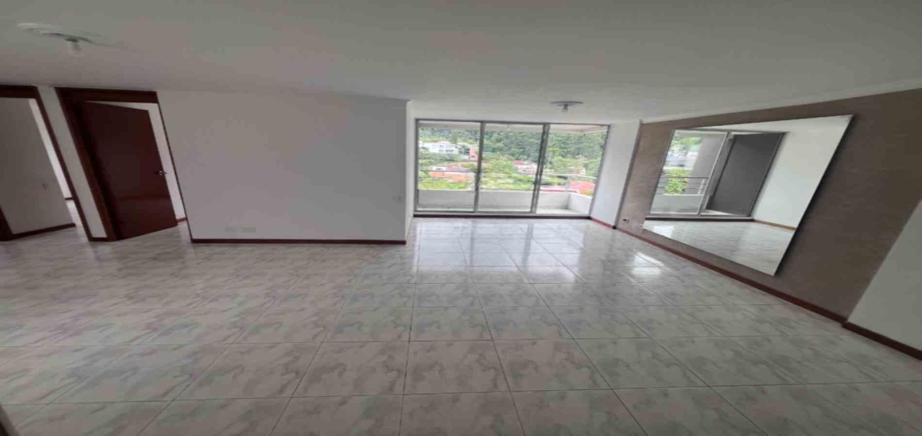 Apartamento en arriendo ubicado en Medellín, sector Altos del Poblado - 2