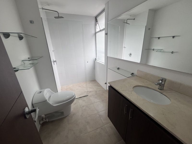 Apartamento en arriendo ubicado en Medellín, sector Loma del Indio - 11