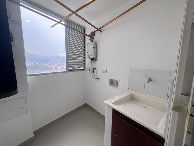 Apartamento en arriendo ubicado en Medellín, sector Loma del Indio - 13