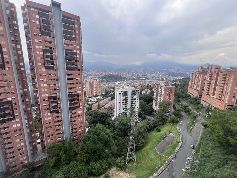 Apartamento en arriendo ubicado en Medellín, sector Loma del Indio - 14