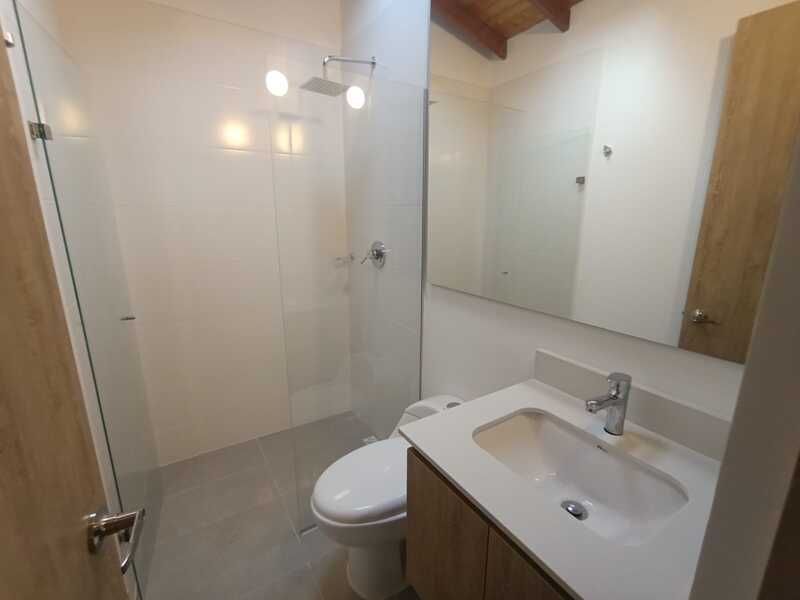 CASA EN ARRIENDO UBICADA EN LA CEJA SECTOR CIRCUNVALAR SUR - 12