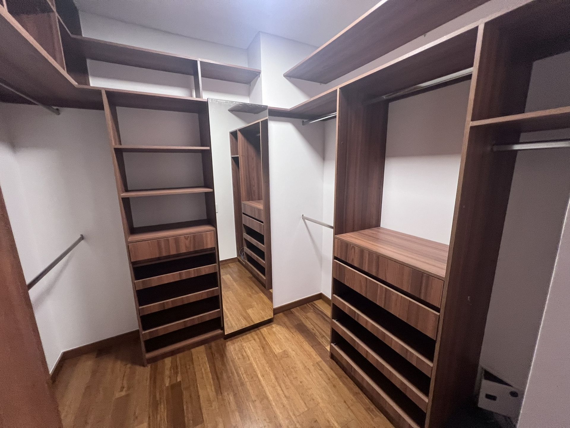 Apartamento en arriendo ubicado en Medellín, sector El Tesoro - 10