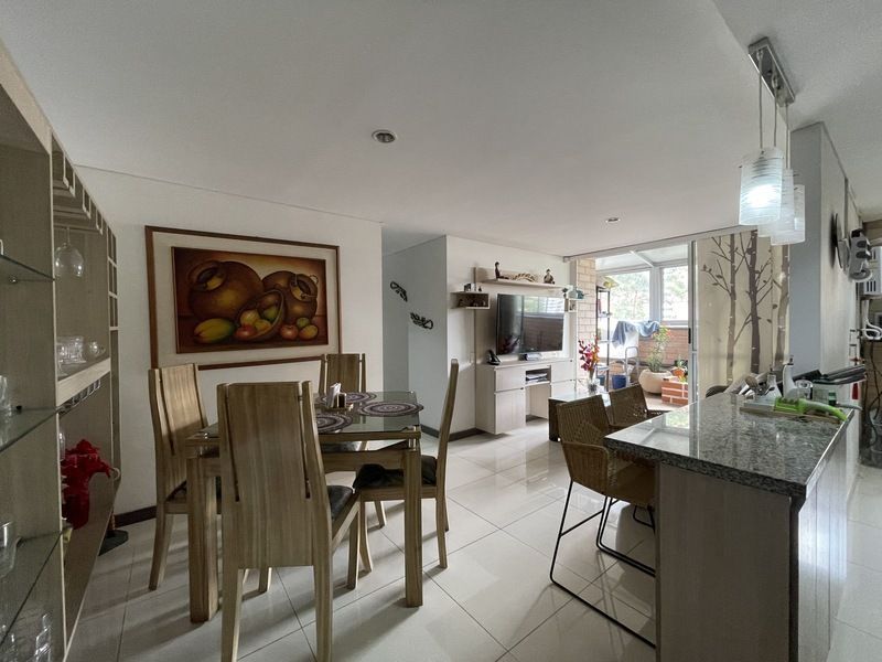 Apartamento en venta ubicado en Sabaneta, sector Aves María - 2