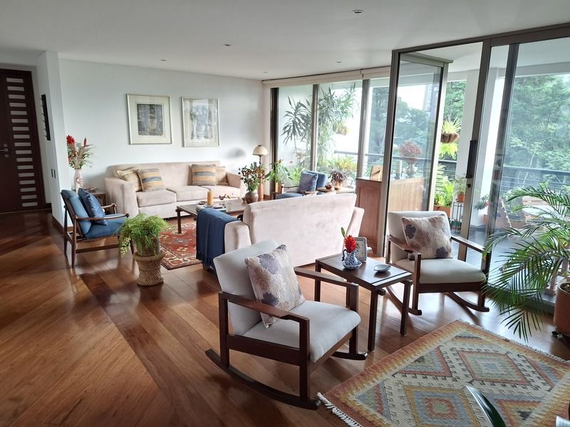 Apartamento en venta ubicado en Medellín, sector Los Balsos - 8