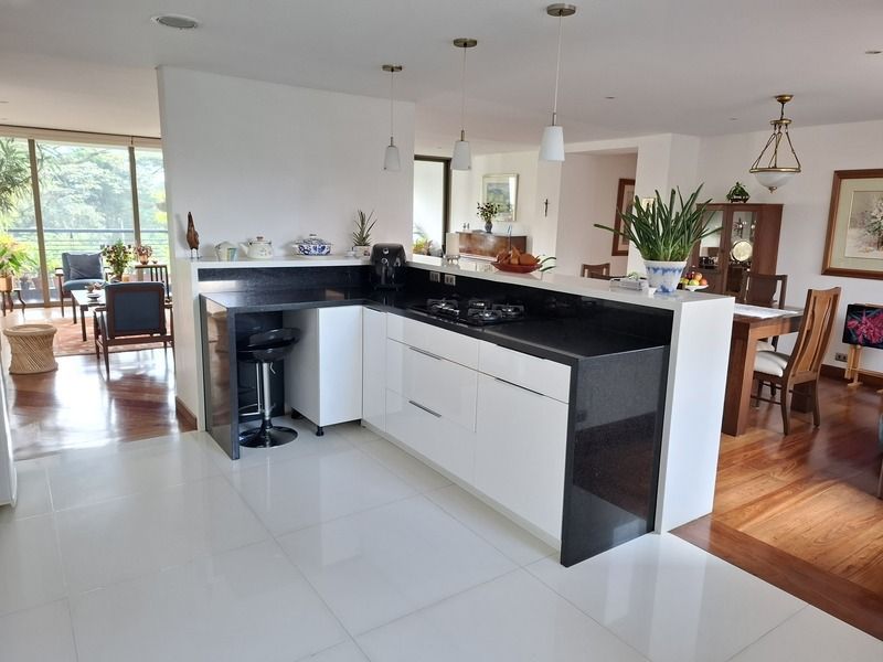 Apartamento en venta ubicado en Medellín, sector Los Balsos - 10