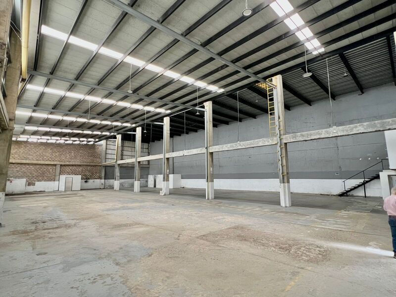 Bodega en arriendo ubicada en La Estrella, sector La Tablaza - 4