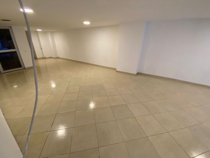 Local en arriendo ubicado en Medellín, sector Bombona - 3