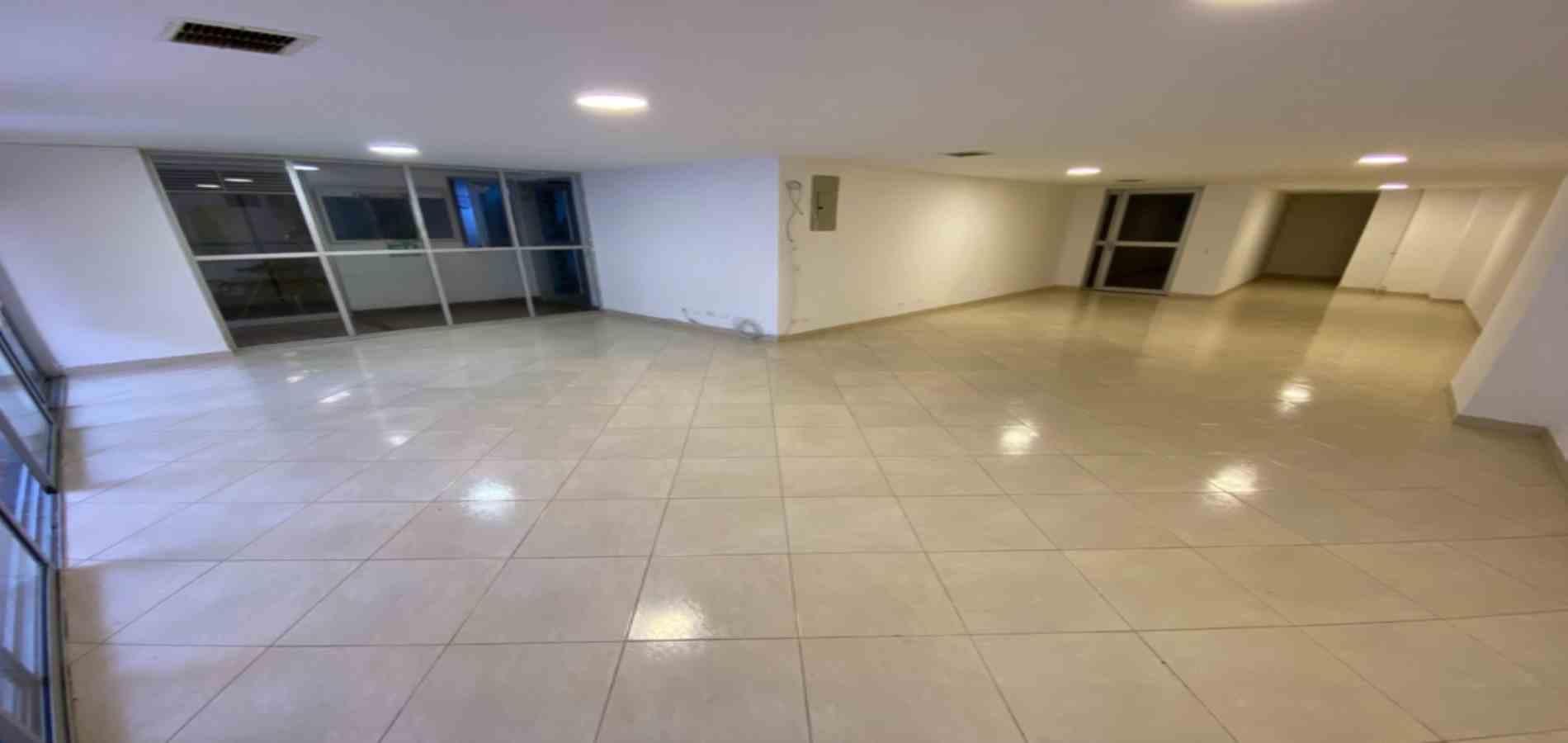 Local en arriendo ubicado en Medellín, sector Bombona - 4