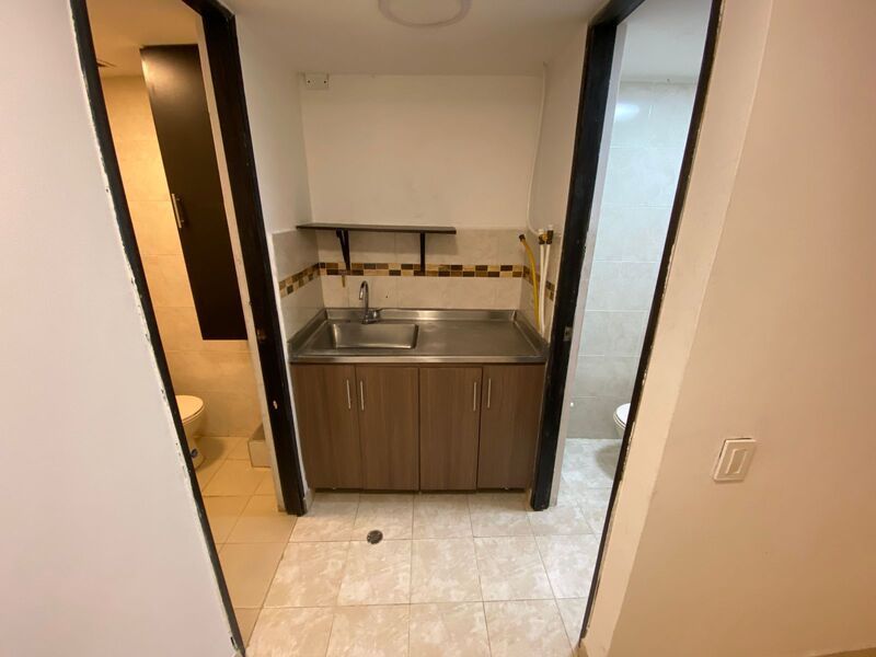 Local en arriendo ubicado en Medellín, sector Bombona - 6