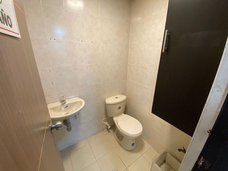 Local en arriendo ubicado en Medellín, sector Bombona - 8