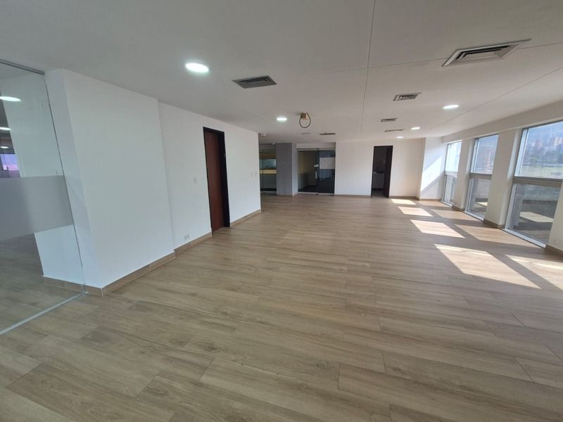 Oficina en arriendo ubicada en Medellín, sector El Campestre - 6