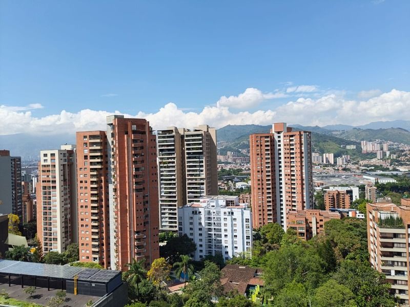 Oficina en arriendo ubicada en Medellín, sector El Campestre - 8