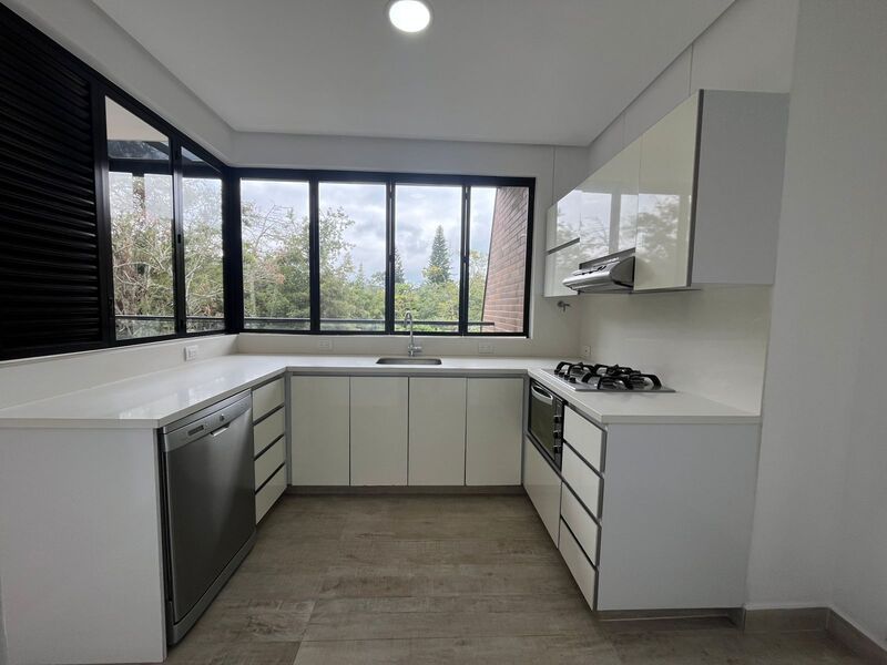 Apartamento en arriendo ubicado en Rionegro, sector Llanogrande - 3