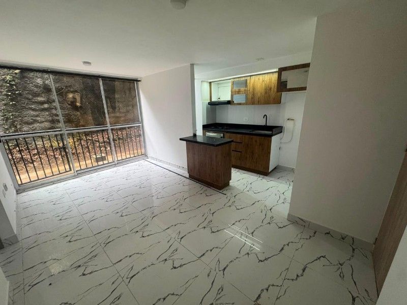APARTAMENTO EN VENTA UBICADO EN EL RETIRO SECTOR CENTRO - 2