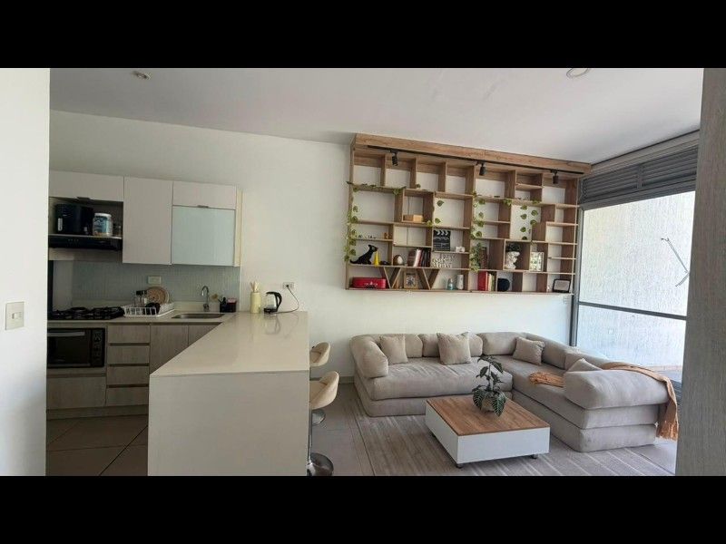 APARTAMENTO EN ARRIENDO UBICADO EN MEDELLIN SECTOR LOS BERNAL - 2