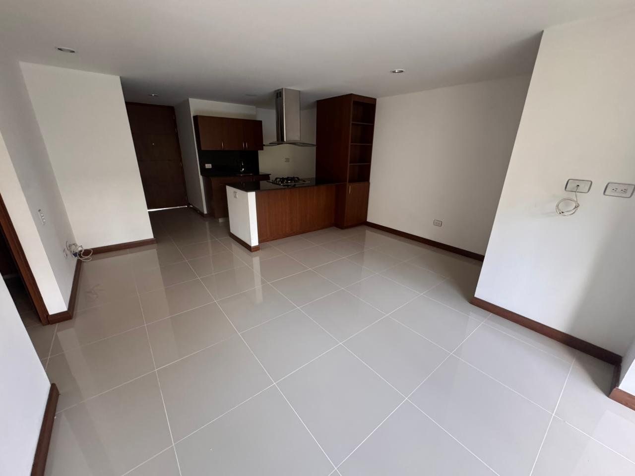 APARTAMENTO EN ARRIENDO UBICADO EN MEDELLIN SECTOR LOMA DEL INDIO - 2
