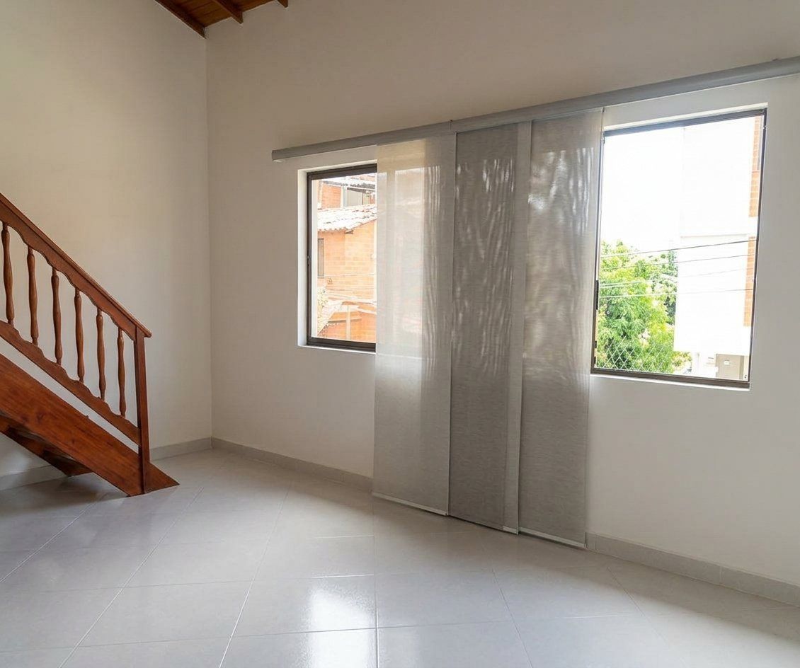 CASA EN ARRIENDO UBICADA EN MEDELLÍN SECTOR SANTA MÓNICA - 3