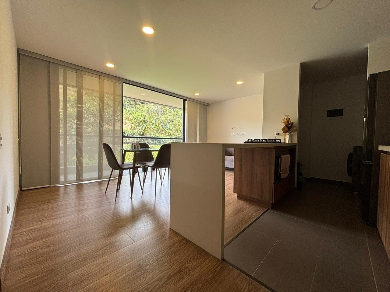 APARTAMENTO EN VENTA UBICADO EN ENVIGADO SECTOR EL TRIANON - 2