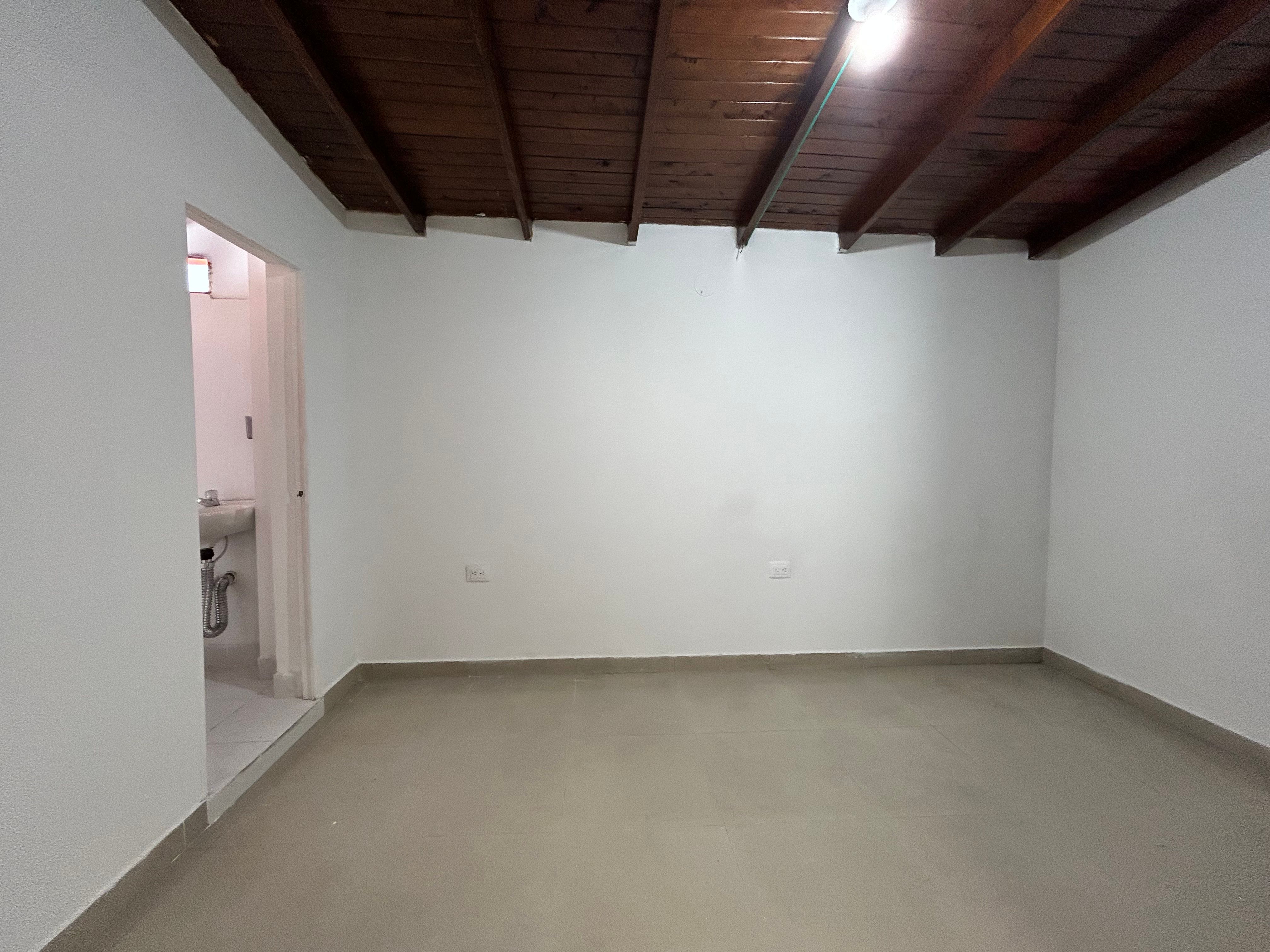 APARTAESTUDIO EN ARRIENDO UBICADO EN MEDELLIN SECTOR SAN JOAQUIN - 2