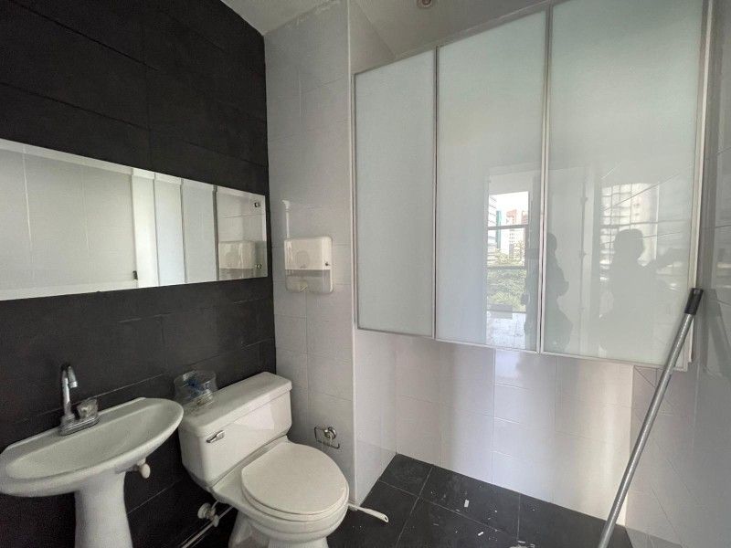 OFICINA EN ARRIENDO UBICADA EN MEDELLIN SECTOR POBLADO - 9