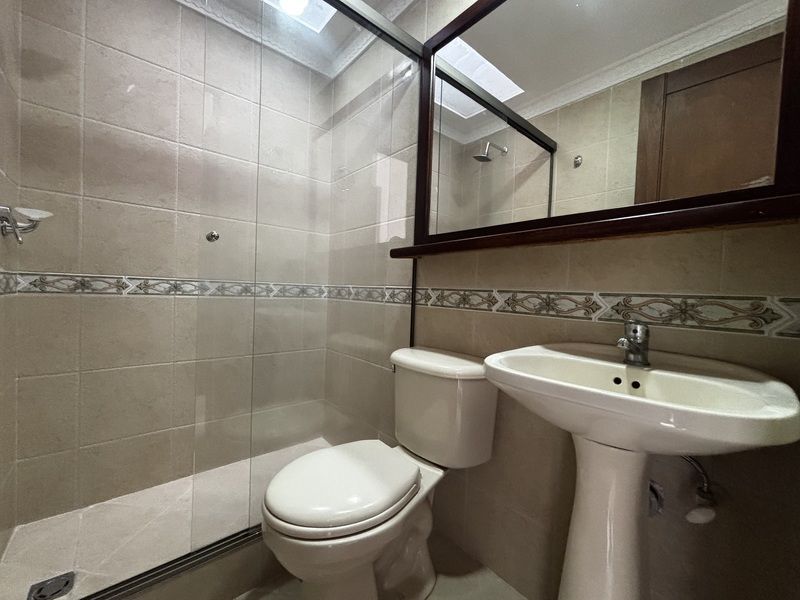 Casa en arriendo ubicada en Envigado, sector Loma de los Benedictinos - 14
