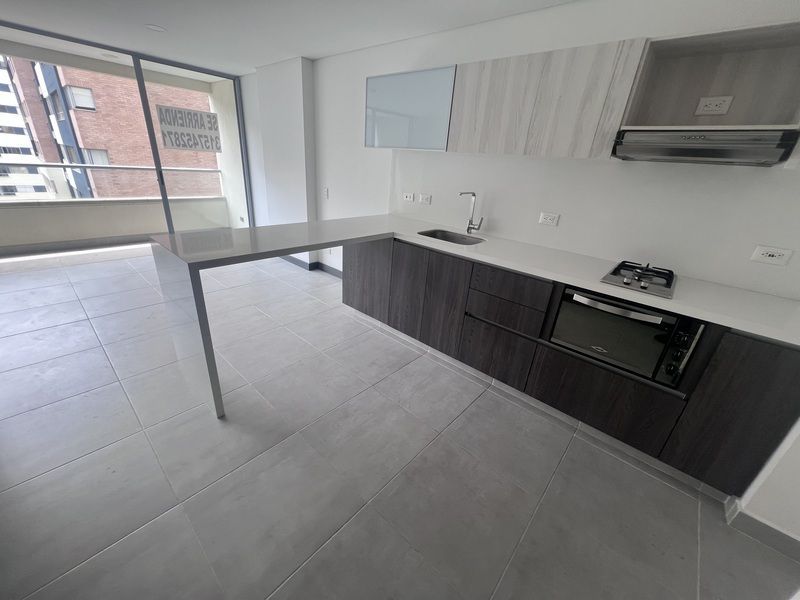 Apartaestudio en arriendo ubicado en Medellín, sector Ciudad del Río - 2