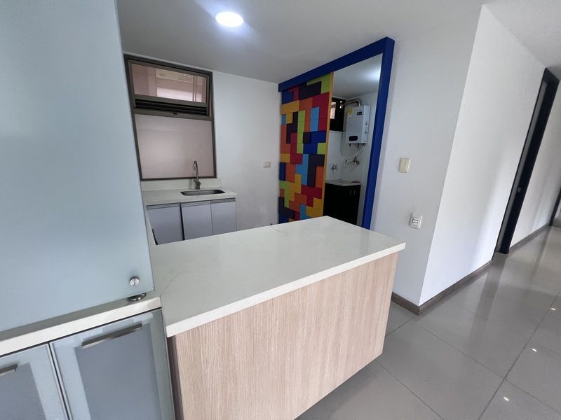 Apartamento en arriendo ubicado en Medellín, sector Altos del Poblado - 6