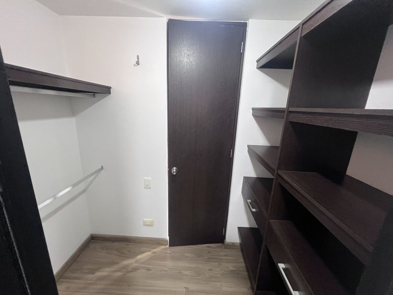 Apartamento en arriendo ubicado en Medellín, sector Altos del Poblado - 12