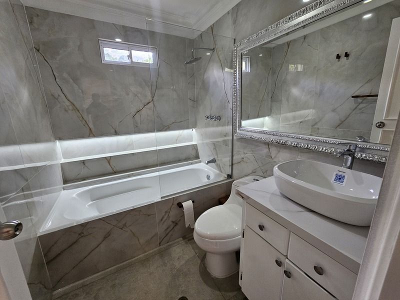 Casa en arriendo ubicada en Medellín, sector El Tesoro - 21