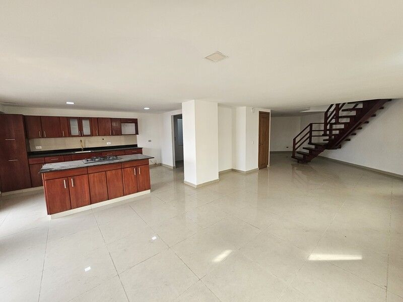 Apartamento en arriendo ubicado en Sabaneta, sector Aves María - 2