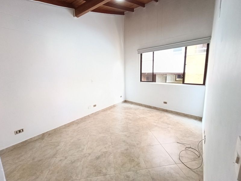Casa en arriendo ubicada en Sabaneta, sector Aves María - 14