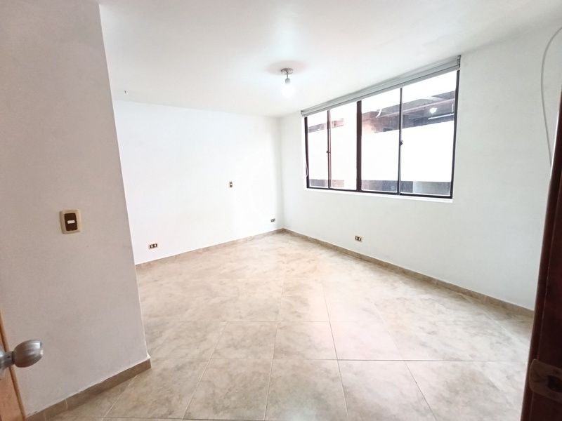 Casa en arriendo ubicada en Sabaneta, sector Aves María - 16