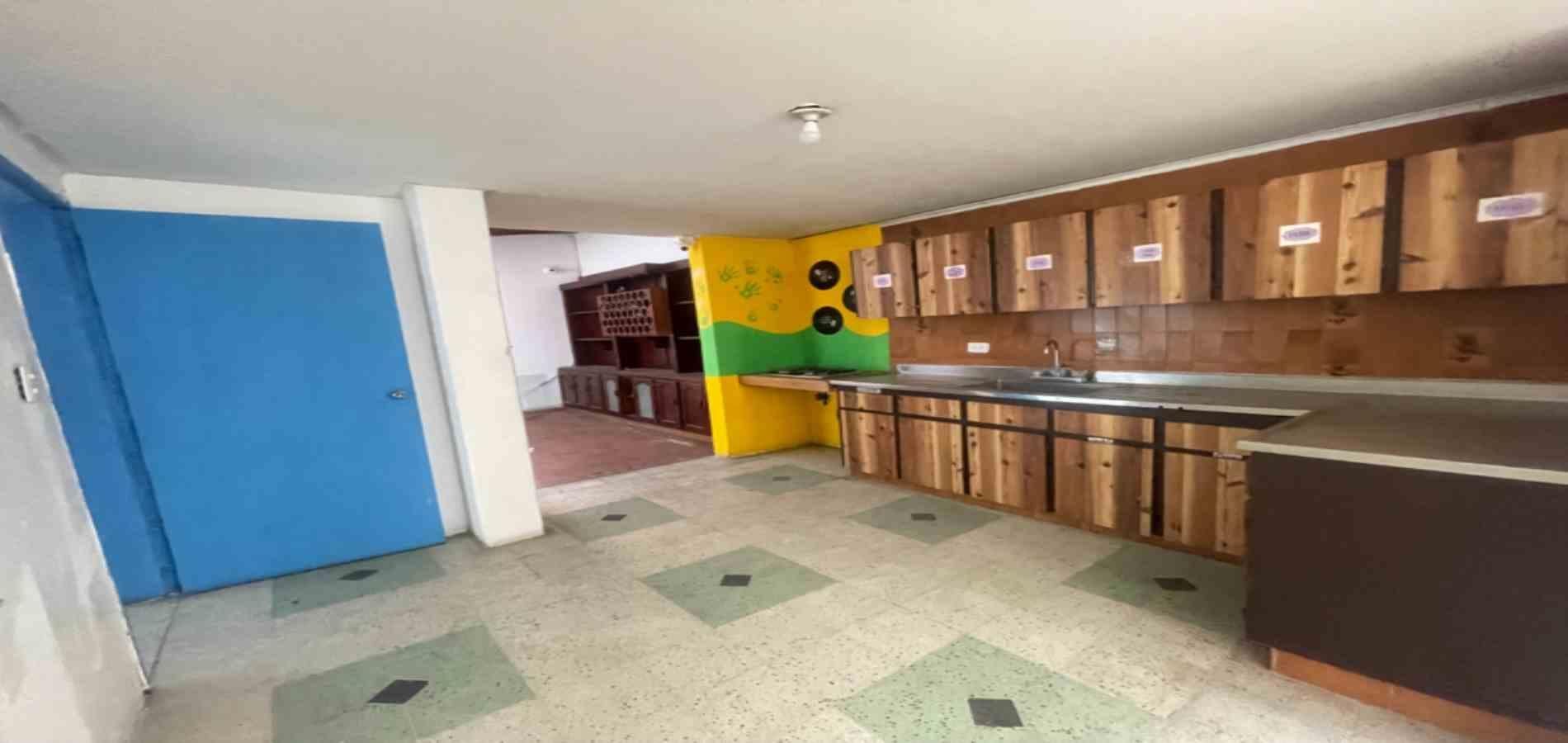 Casa en arriendo ubicada en Medellín, sector Calasanz Parte Baja - 6