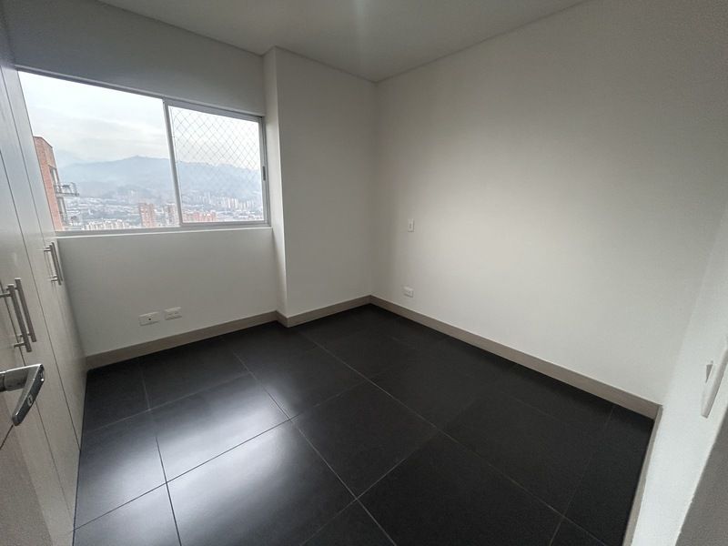 Apartamento en arriendo ubicado en Medellín, sector Los Balsos - 6