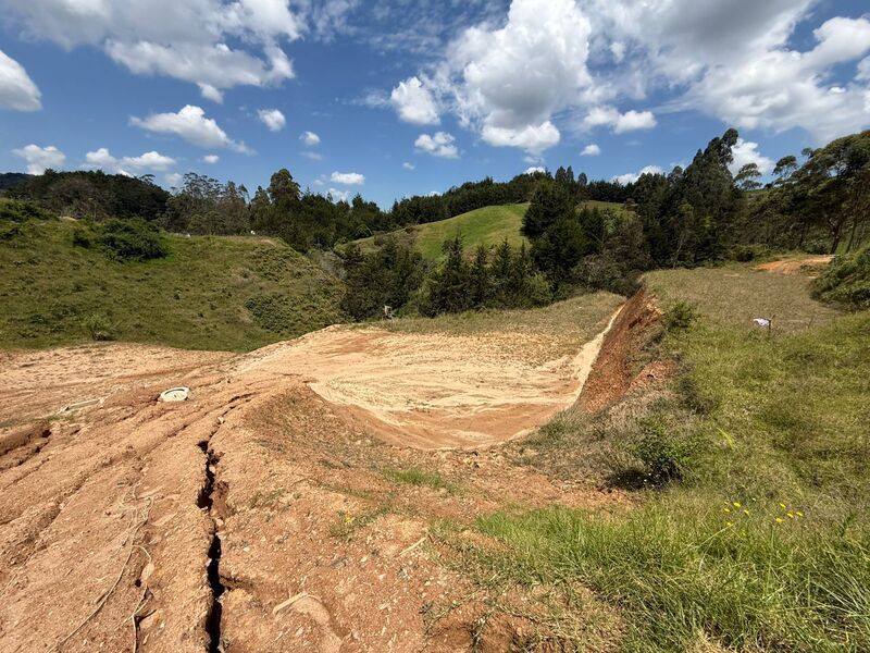 Lote en venta ubicado en La Ceja, sector Pantanillo - 3
