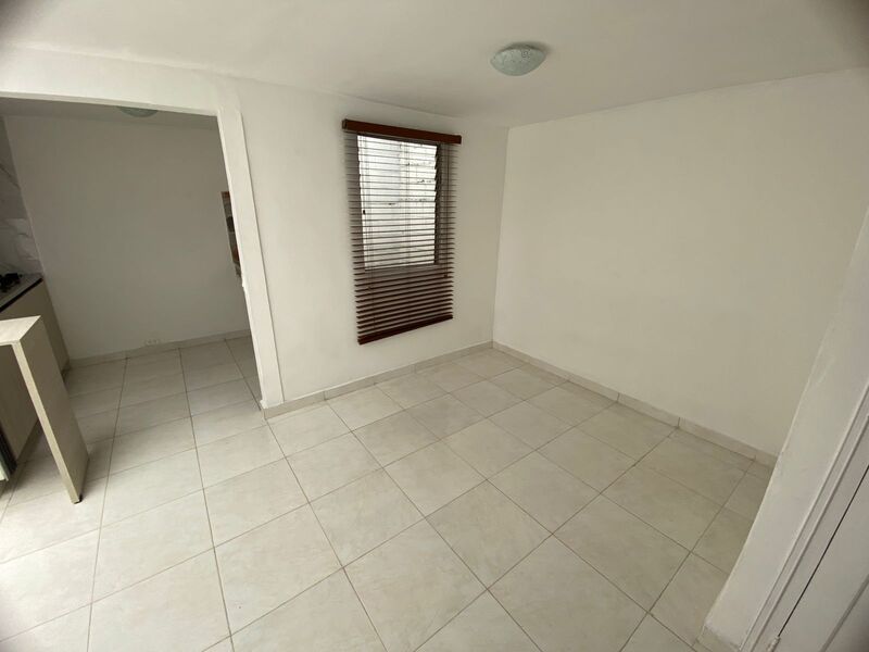Apartaestudio en arriendo ubicado en Medellín, sector Córdoba - 2