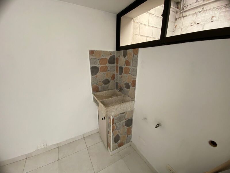Apartaestudio en arriendo ubicado en Medellín, sector Córdoba - 9